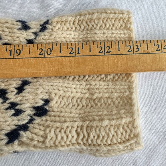 Vintage Aeropostale 100% Wool Hooded Zip-up Ski Sweater Hand Knit Size Medium - Picture 13 of 14